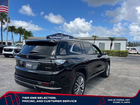 New 2026 Buick Enclave Avenir w/ Super Cruise Package FWD image 5