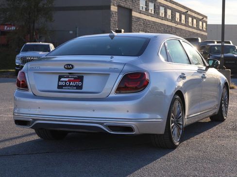 Used 2020 Kia K900 Luxury image 9