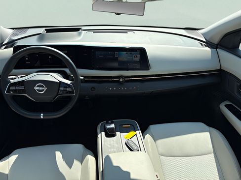 Certified 2023 Nissan Ariya FWD image 14