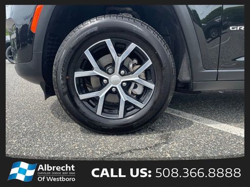 New 2025 Jeep Grand Cherokee Limited AWD/4WD image 30