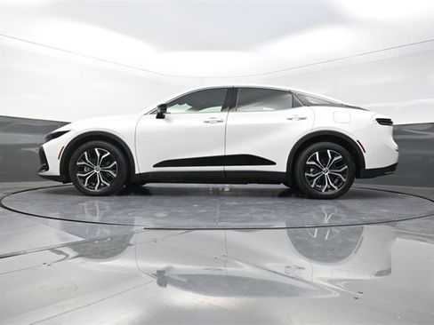 Used 2024 Toyota Crown XLE image 20