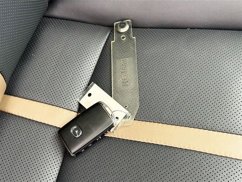 Used 2025 MAZDA CX-90 Plug-In Hybrid w/ Premium Plus image 39