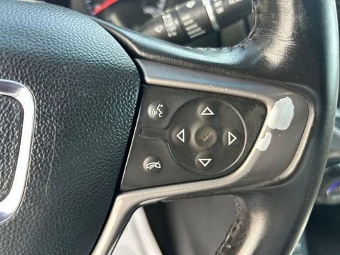 Used 2019 GMC Acadia SLE w/ Driver Alert Package I AWD/4WD image 17