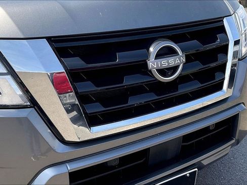 Used 2024 Nissan Armada SL AWD/4WD image 35