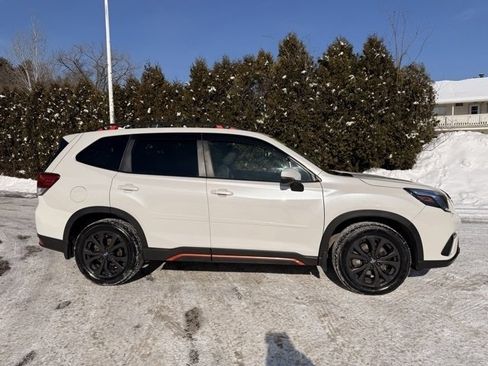 Used 2022 Subaru Forester Sport image 2