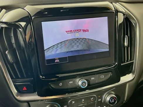 Used 2023 Chevrolet Traverse LT AWD/4WD image 18