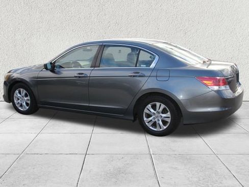 Used 2010 Honda Accord LX-P image 6