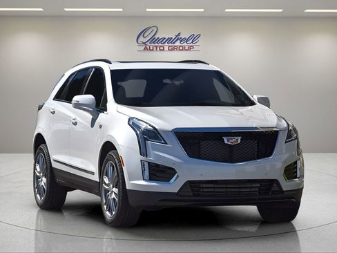 New 2025 Cadillac XT5 Sportv w/ LPO, Floor Liner Package image 2