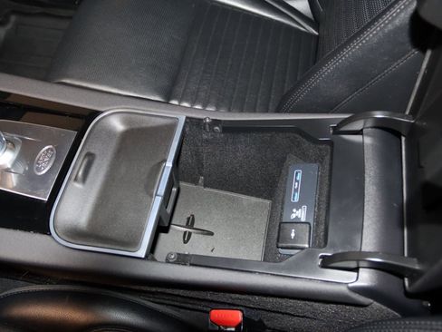 Used 2020 Land Rover Discovery Sport S image 45