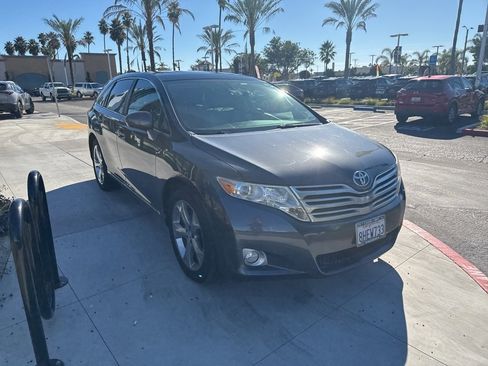 Used 2010 Toyota Venza AWD image 30