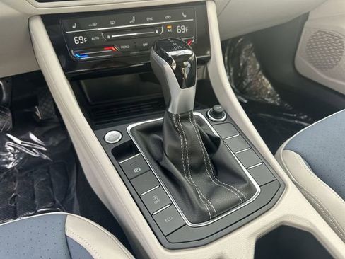 New 2026 Volkswagen Jetta SE image 20