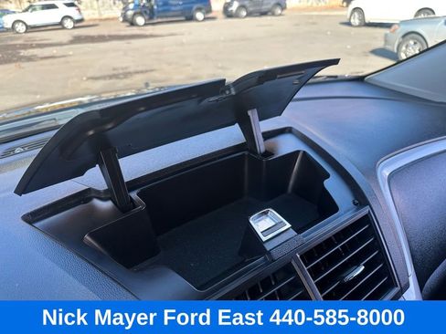 Used 2011 Chevrolet Traverse LT w/ Personal Connectivity Package image 16