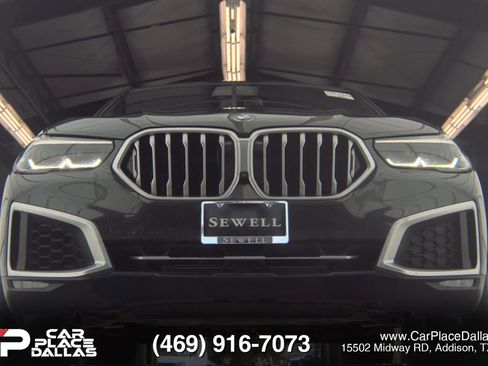 Used 2021 BMW X6 xDrive40i w/ Parking Assistance Package AWD/4WD image 4