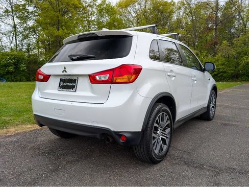 Used 2017 Mitsubishi Outlander Sport ES FWD image 5