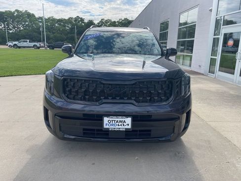 Used 2025 Kia Telluride EX X-Line AWD/4WD image 3