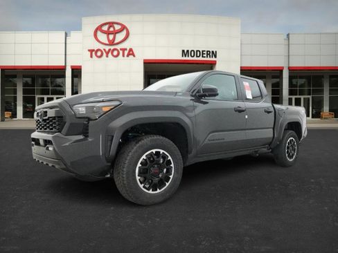 New 2026 Toyota Tacoma TRD Off-Road w/ TRD Off Road Premium Package AWD/4WD image 6