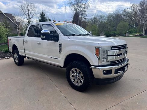Used 2017 Ford F350 Lariat w/ Lariat Ultimate Package AWD/4WD image 8