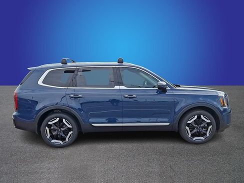 Used 2024 Kia Telluride S AWD/4WD image 4