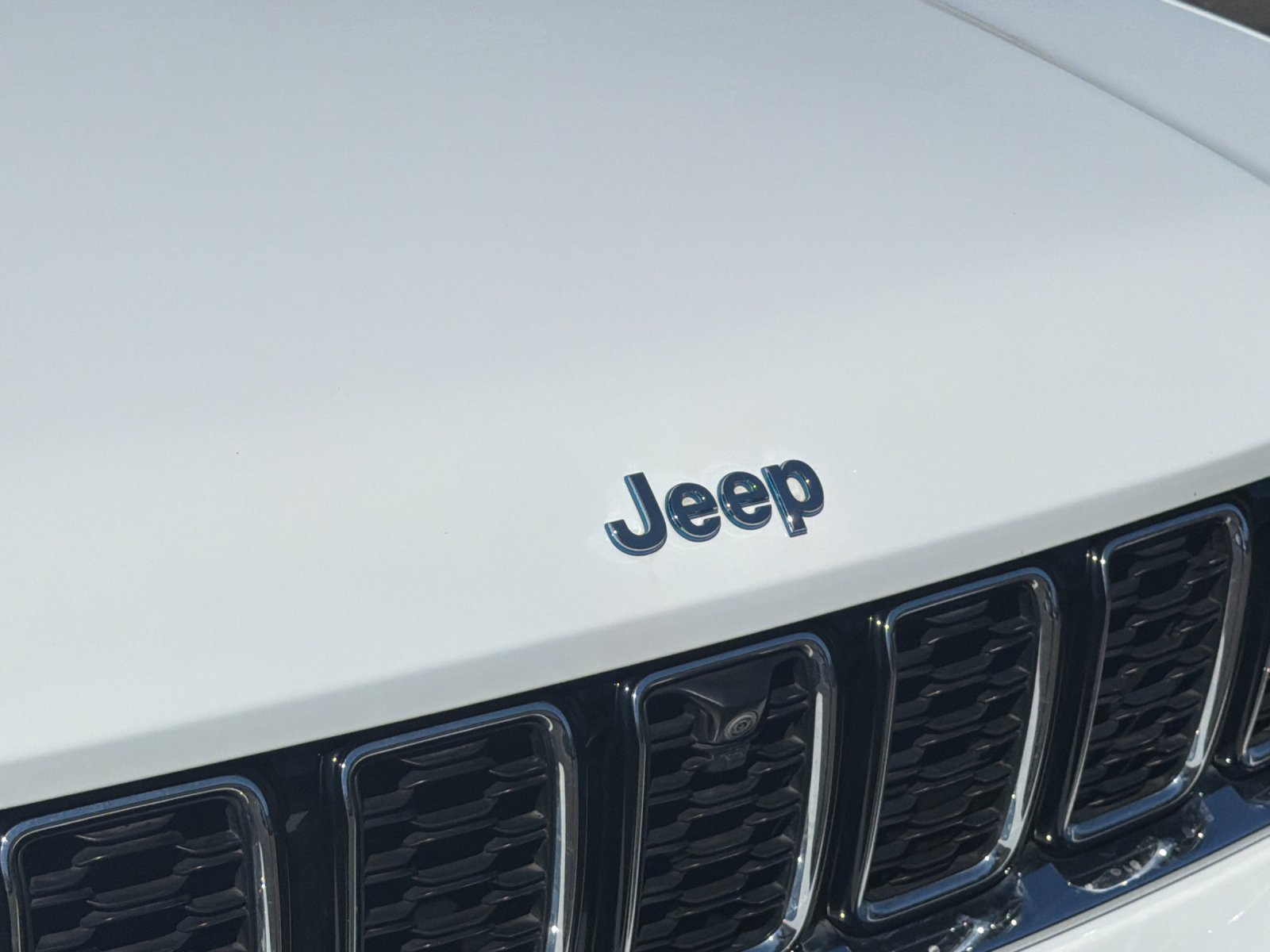 Used 2023 Jeep Grand Cherokee 4WD 4xe w/ Luxury Tech Group II image 40