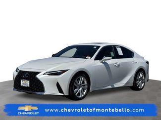 Used 2023 Lexus IS 300 w/ Comfort Package RWD video 1