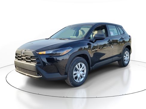 New 2026 Toyota Corolla Cross L image 2