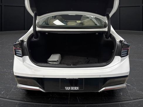 Used 2025 Hyundai Sonata Limited image 15