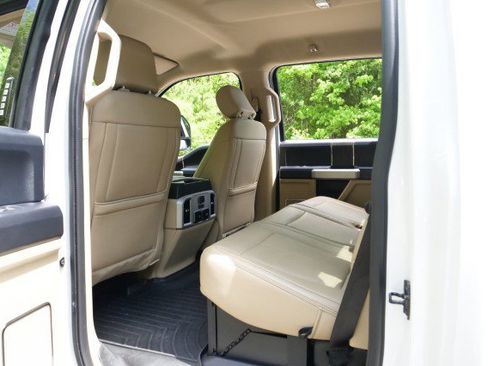 Used 2021 Ford F250 Lariat w/ Lariat Ultimate Package image 27