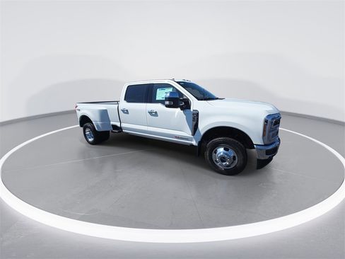 New 2026 Ford F350 King Ranch w/ Chrome Package image 2