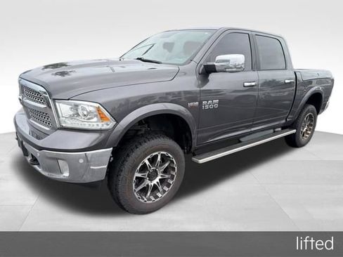 Used 2017 RAM 1500 Laramie w/ Convenience Group AWD/4WD image 2