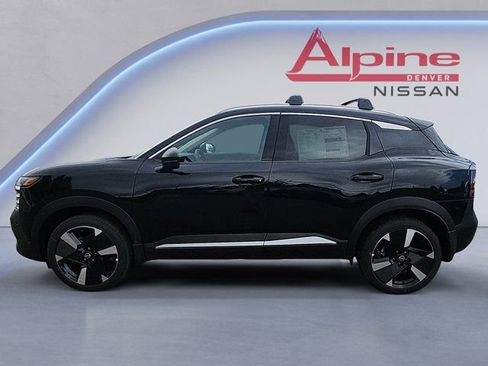 New 2025 Nissan Kicks SR w/ Illumination Package image 2