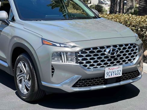 Used 2022 Hyundai Santa Fe SEL w/ Convenience + Premium Package FWD image 43