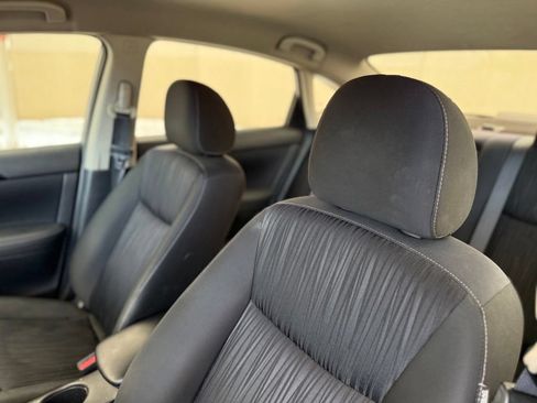 Used 2019 Nissan Sentra SV FWD image 16