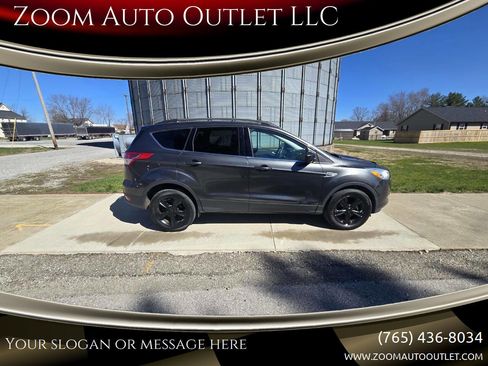 Used 2016 Ford Escape SE w/ Equipment Group 201A image 1