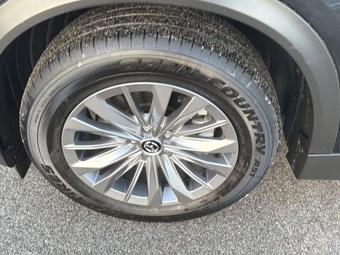 Certified 2024 MAZDA CX-90 Plug-In Hybrid w/ Preferred image 78