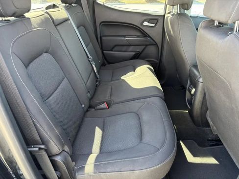 Used 2018 Chevrolet Colorado LT AWD/4WD image 20
