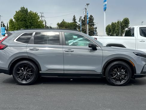 Used 2024 Honda CR-V Sport image 8