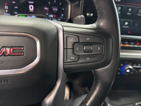 Used 2022 GMC Sierra 1500 SLT w/ SLT Premium Package AWD/4WD image 18