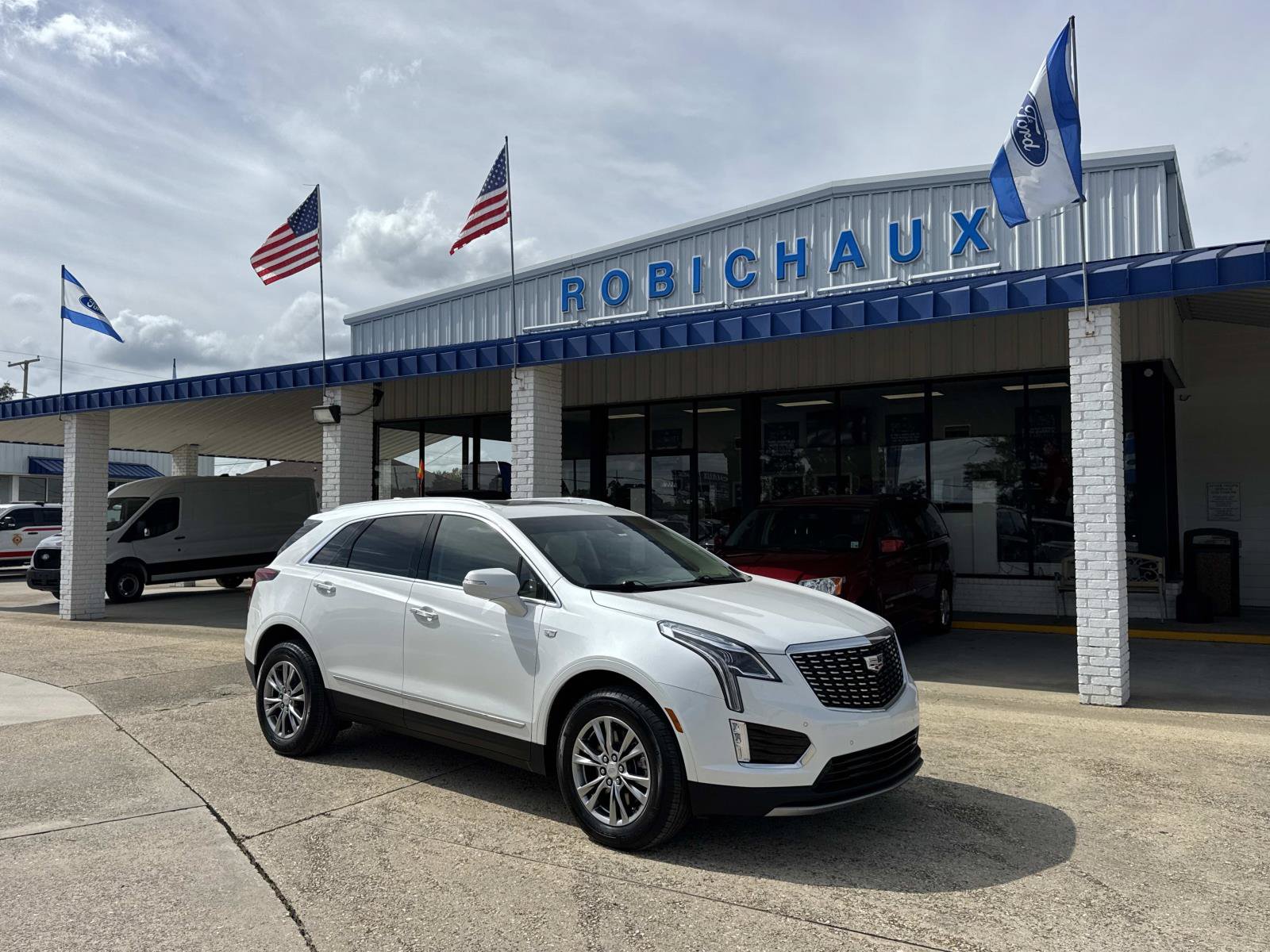 Used 2021 Cadillac XT5 Premium Luxury FWD image 1