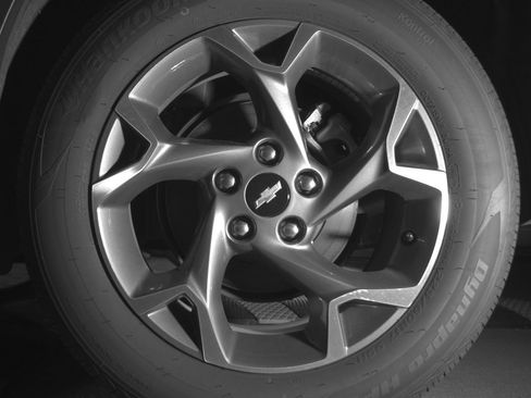 Used 2025 Chevrolet Trax LT w/ LT Convenience Package FWD image 11