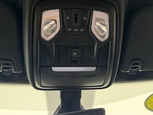 Used 2022 RAM 1500 Big Horn AWD/4WD image 25