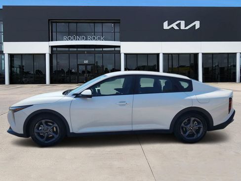 Certified 2025 Kia K4 FWD image 4