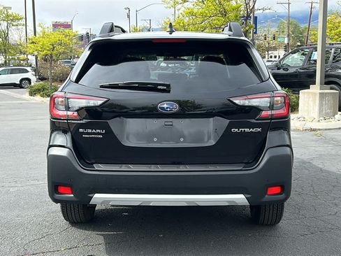 Certified 2025 Subaru Outback Limited AWD/4WD image 7