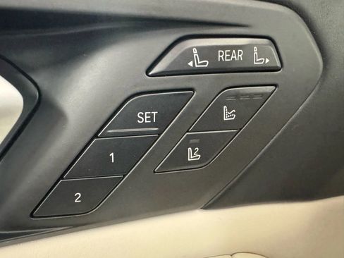 Used 2019 BMW X7 xDrive40i w/ Premium Package image 36