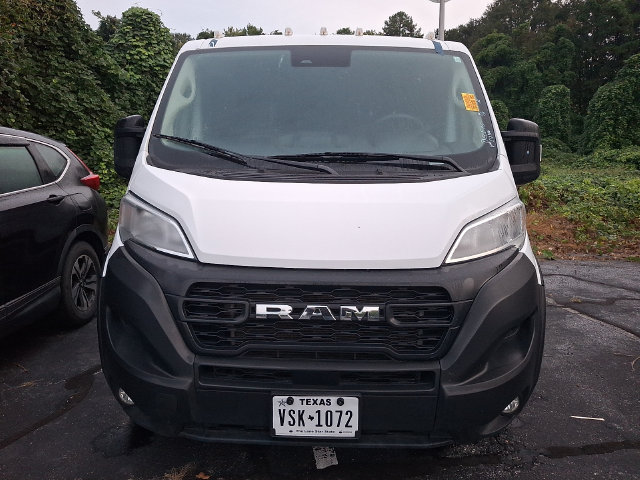 Used 2025 RAM ProMaster 2500 w/ Convenience Group FWD image 2