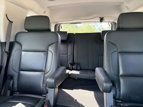 Used 2019 Chevrolet Tahoe LT w/ RST Edition AWD/4WD image 25