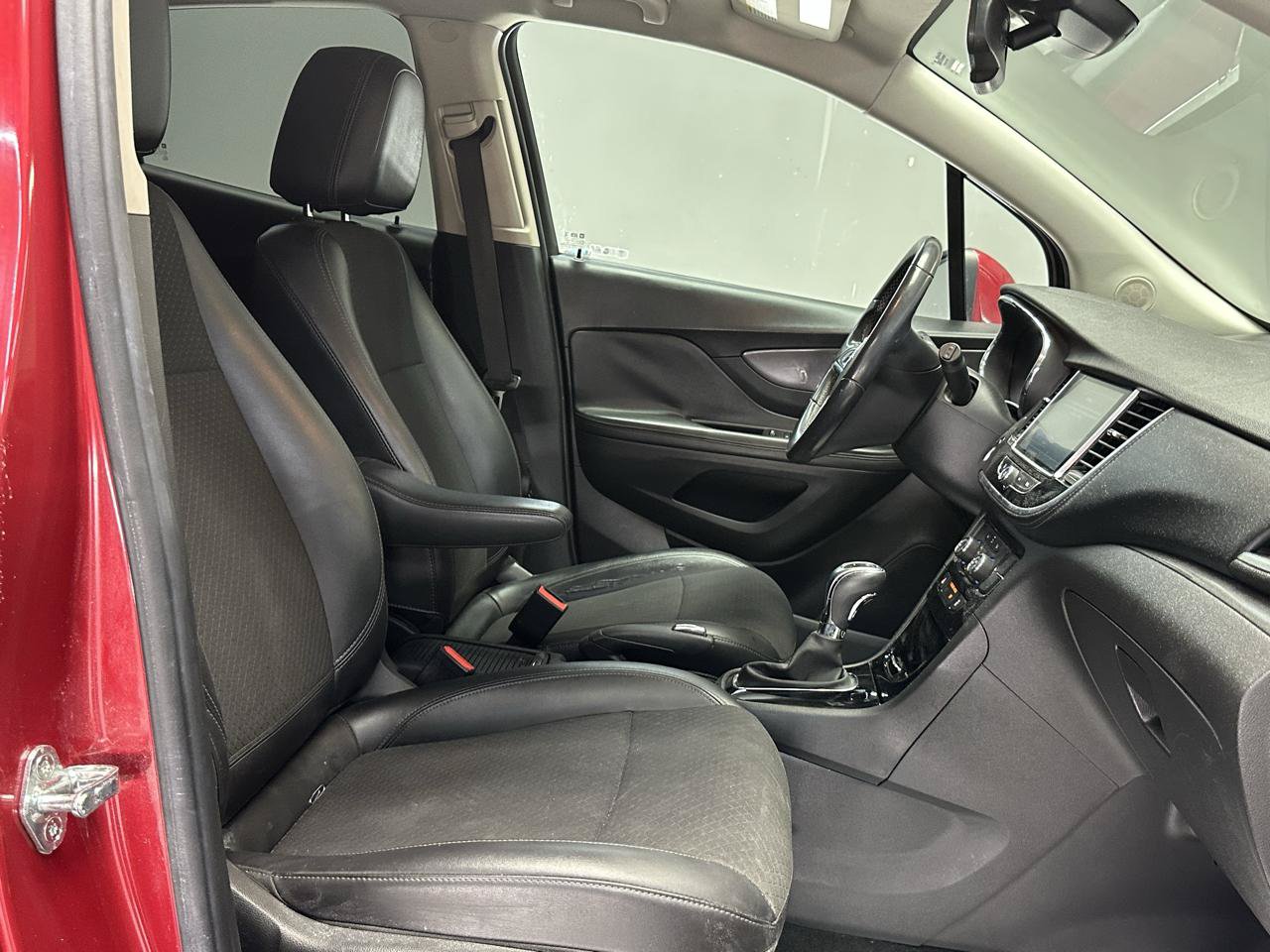 Used 2018 Buick Encore Preferred FWD image 13