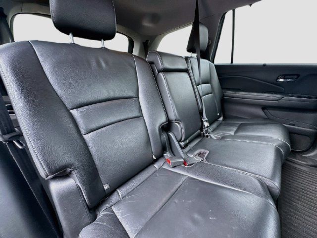 Used 2022 Honda Pilot Touring image 34
