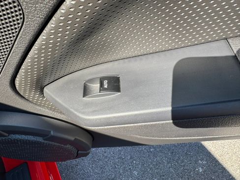Used 2006 Ford Mustang GT Premium RWD image 61
