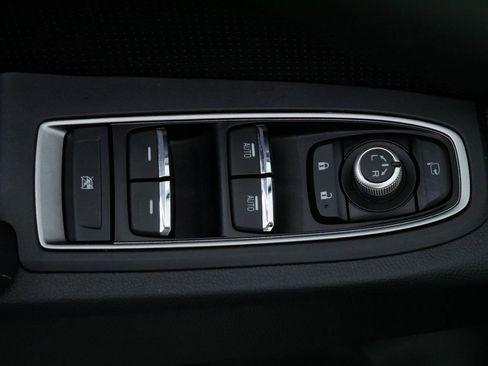 Used 2024 Subaru Ascent Touring image 21