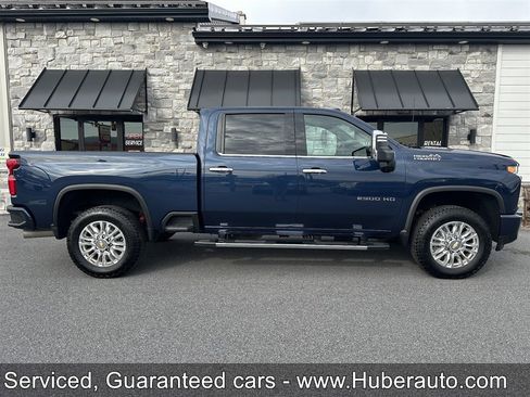 Used 2023 Chevrolet Silverado 2500 High Country image 8